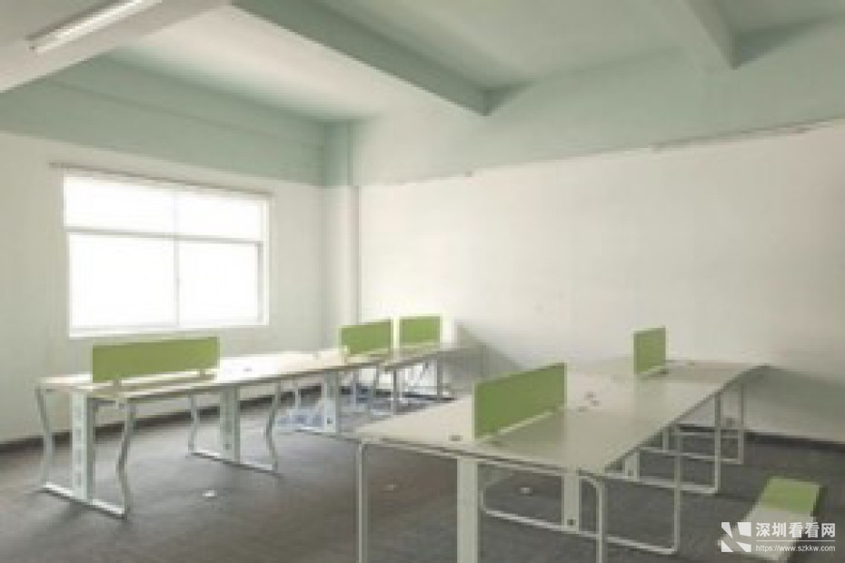 大浪楼上340平米装修厂房出租