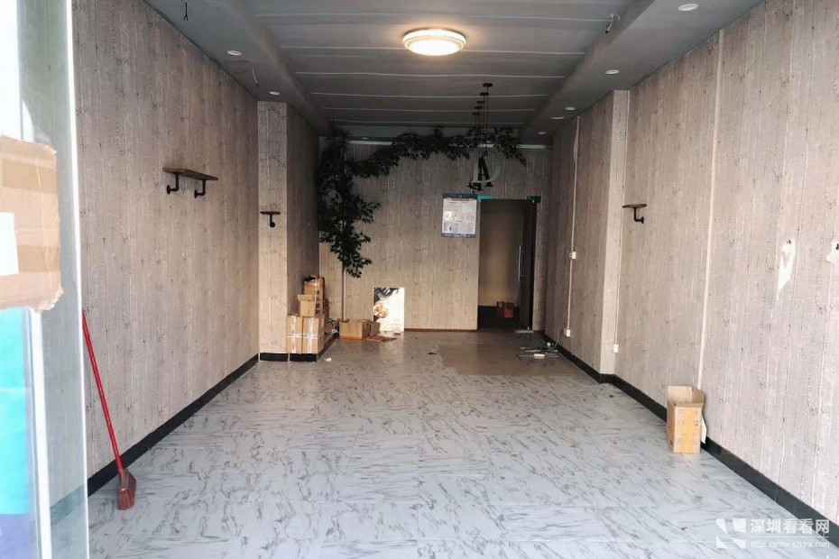 公明中心百米商业圈天虹商场附近铺面出租