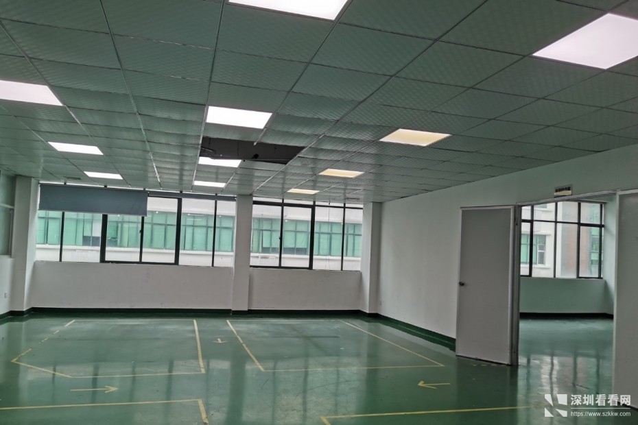 龙华大浪颐丰华产业园1640平厂房管理处直租免佣金