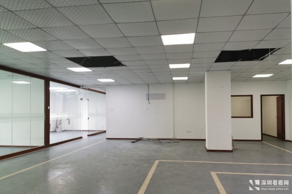 龙华大浪颐丰华产业园1640平厂房管理处直租免佣金