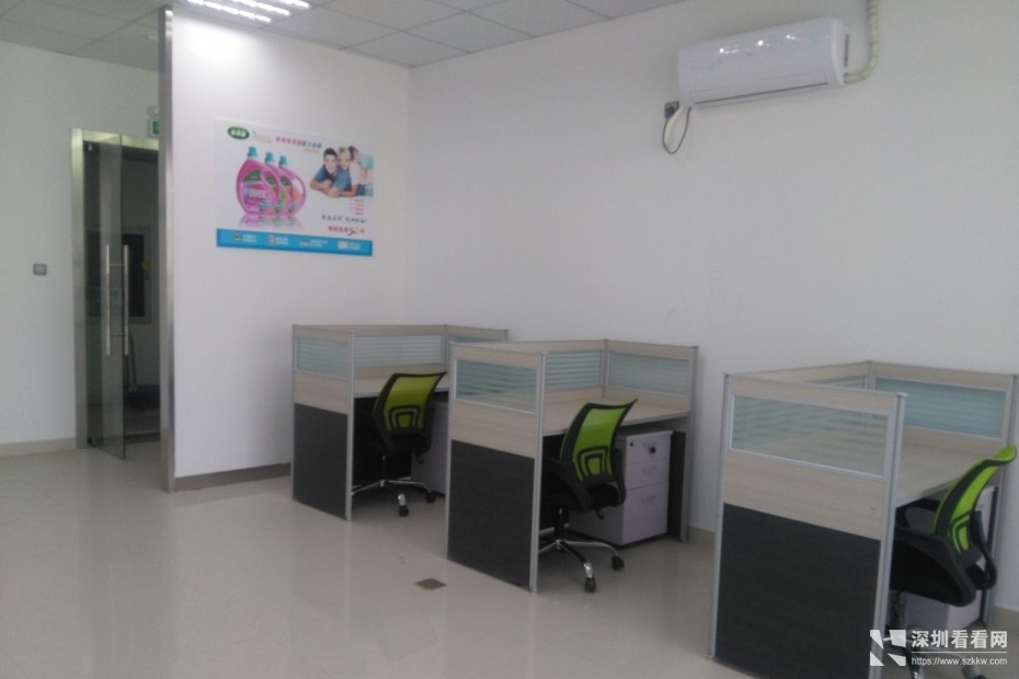 业主免佣金直租!平湖高大上电商写字楼业主免佣出租!65平!