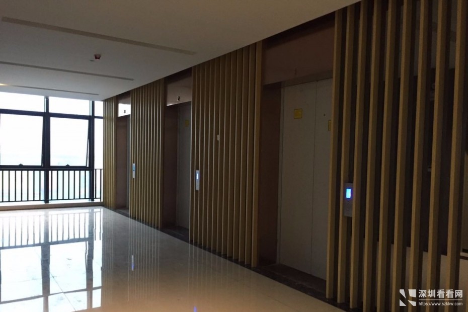 业主免佣金直租!平湖高大上电商写字楼业主免佣出租!65平!