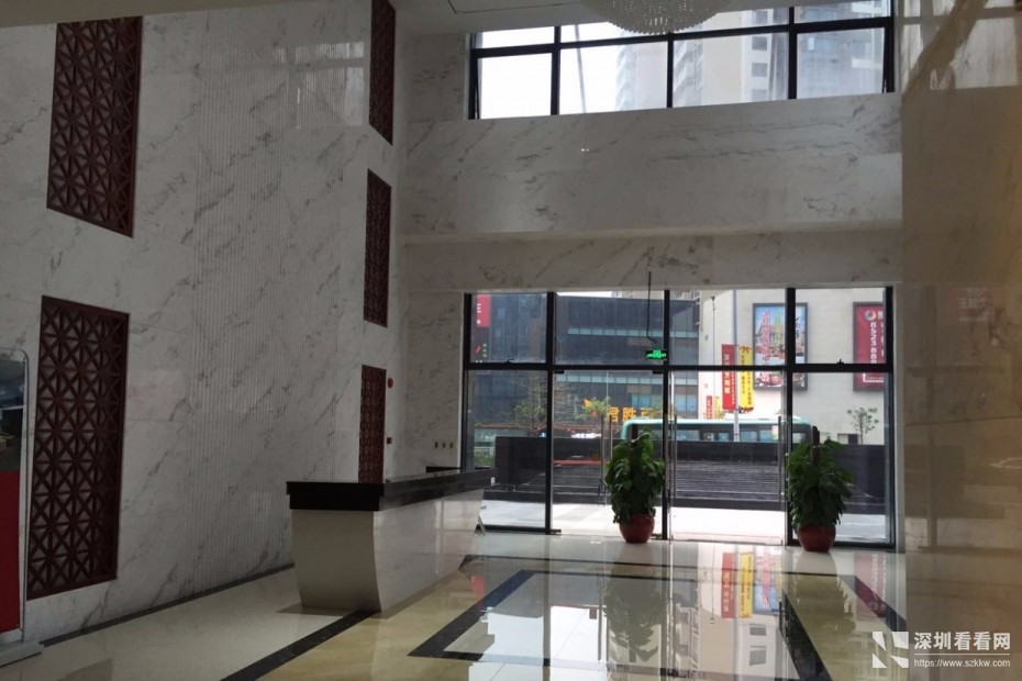 业主免佣金直租!平湖高大上电商写字楼业主免佣出租!65平!