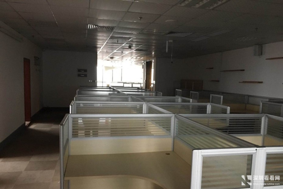 龙岗中心城正中时代广场业主急租独立精装户型230平至520平送免租期