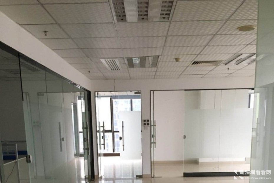 甲级写字楼业主直租4+1格局230平光线好 龙岗中心城
