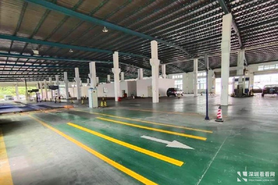 龙岗宝龙街道大工业园内，现成汽车检测站转让3100平米