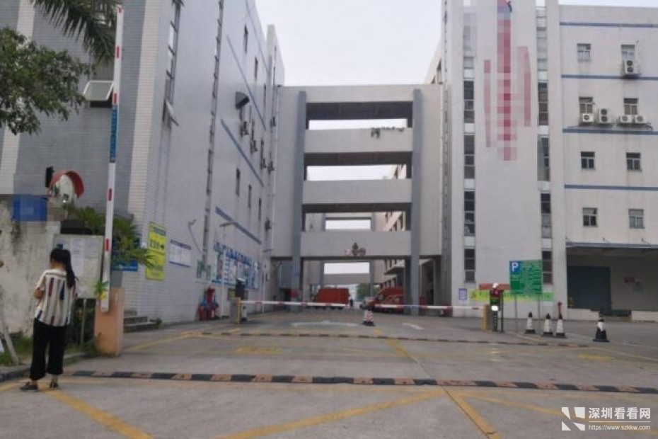 同乐同心路楼上2~4楼共6000平，大小分租，两部货梯