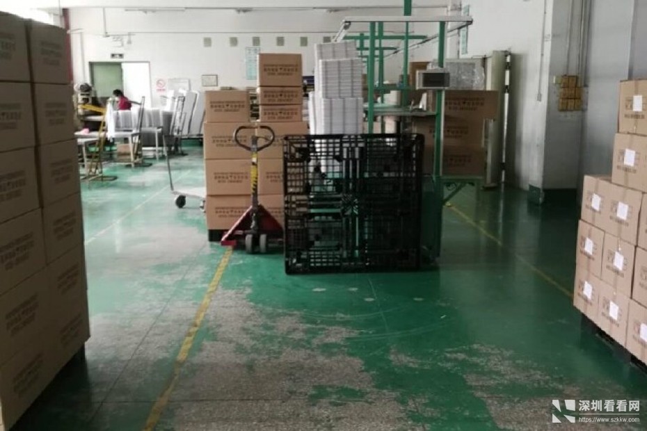 龙岗五联红本厂房一楼楼上各有仓库、厂房600平招租！带办公室