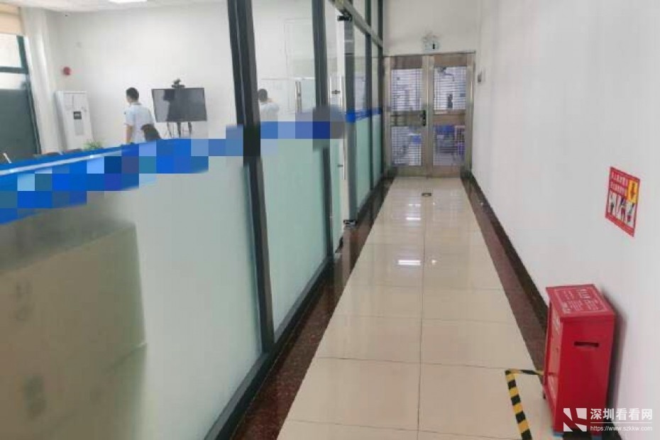 深圳平湖周边新出独门独院1-2层3180平米带红本厂房出租