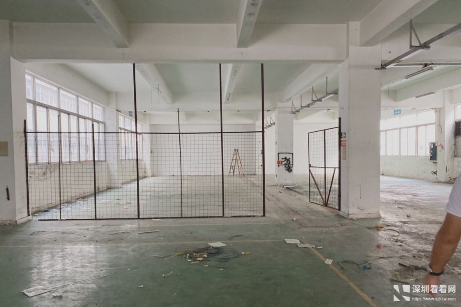 同乐高速路口厂房招租