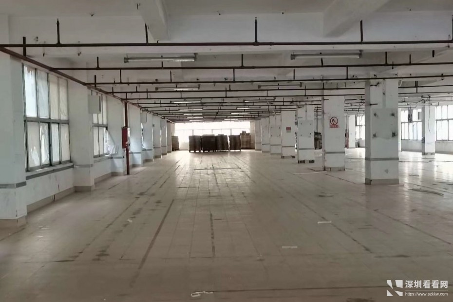 同乐高速路口厂房招租