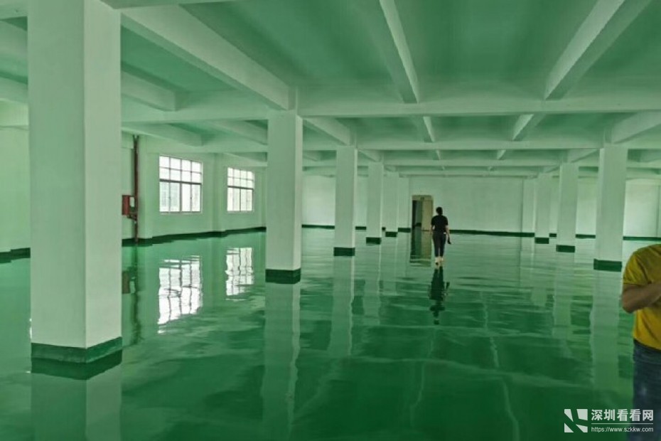 龙岗龙西楼上2300平带环氧地坪漆厂房出租！