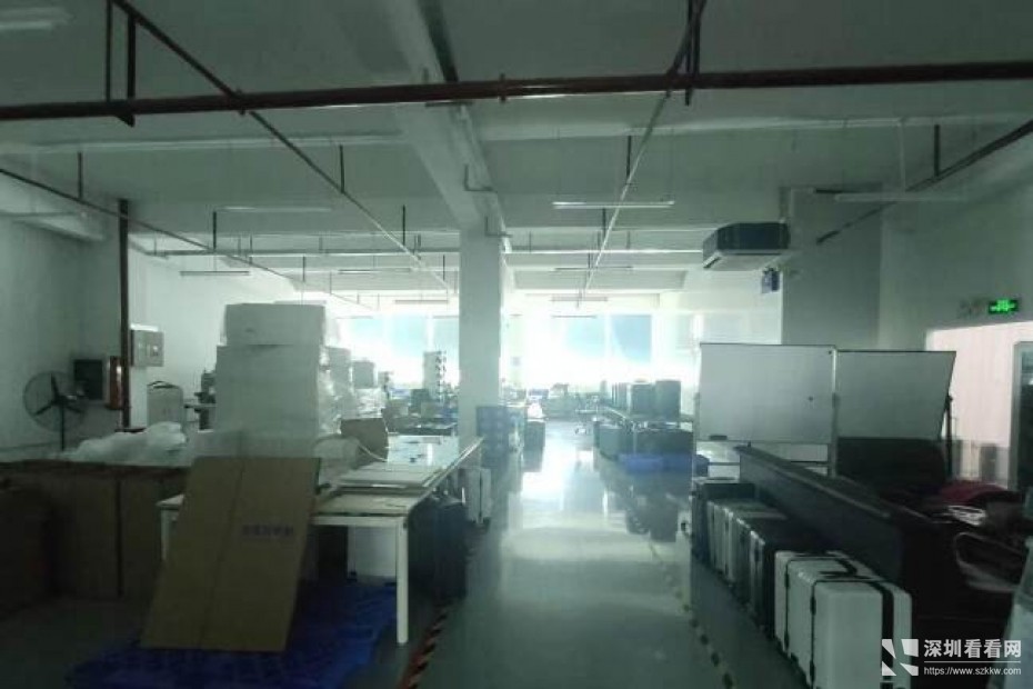 龙岗宝龙街道，宝龙大工业区新出三楼610平米