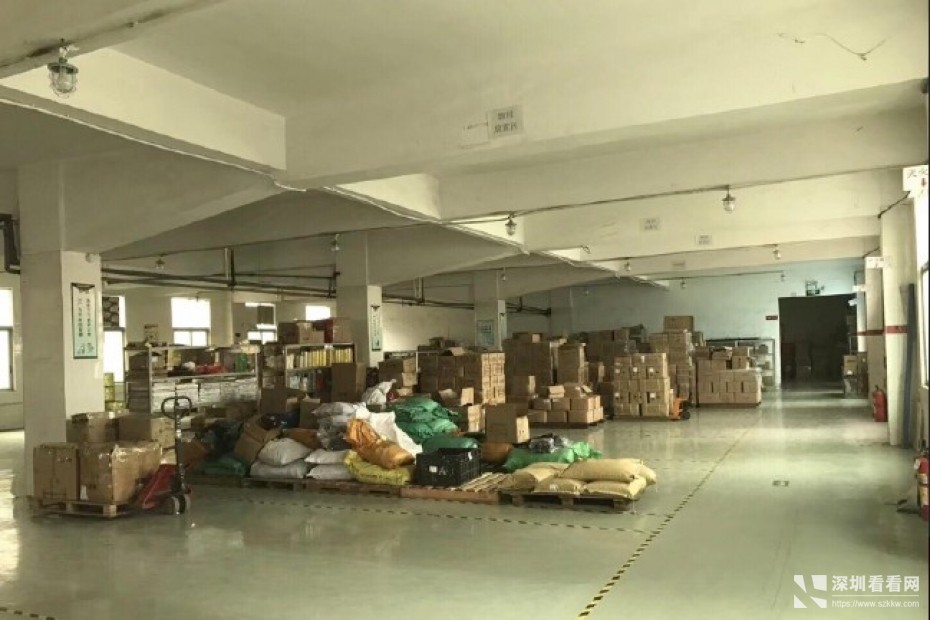 龙岗爱联地铁站附近新出二楼800平方精装修厂房出租