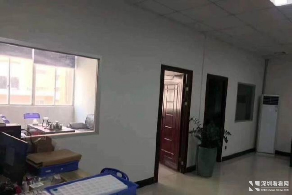 塘坑地铁站附近园区厂房1080平方招租带精装修办公室