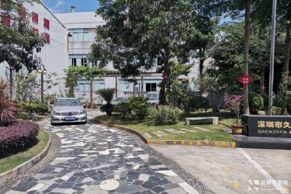 龙岗区横岗花园式精品独院9000平方一部货梯一部观光客梯