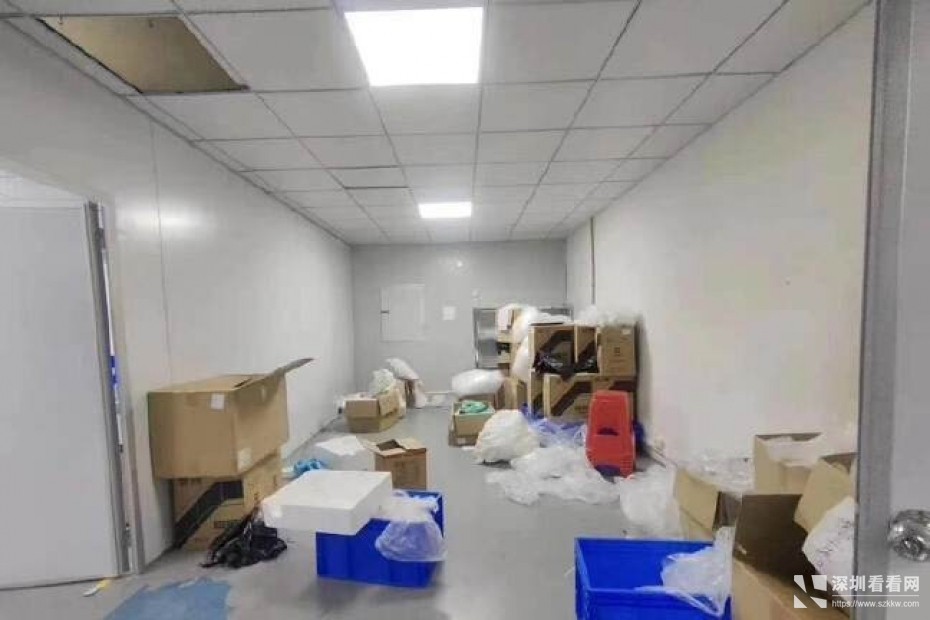 坪地坪东独院厂房出租楼上1500平，带装修