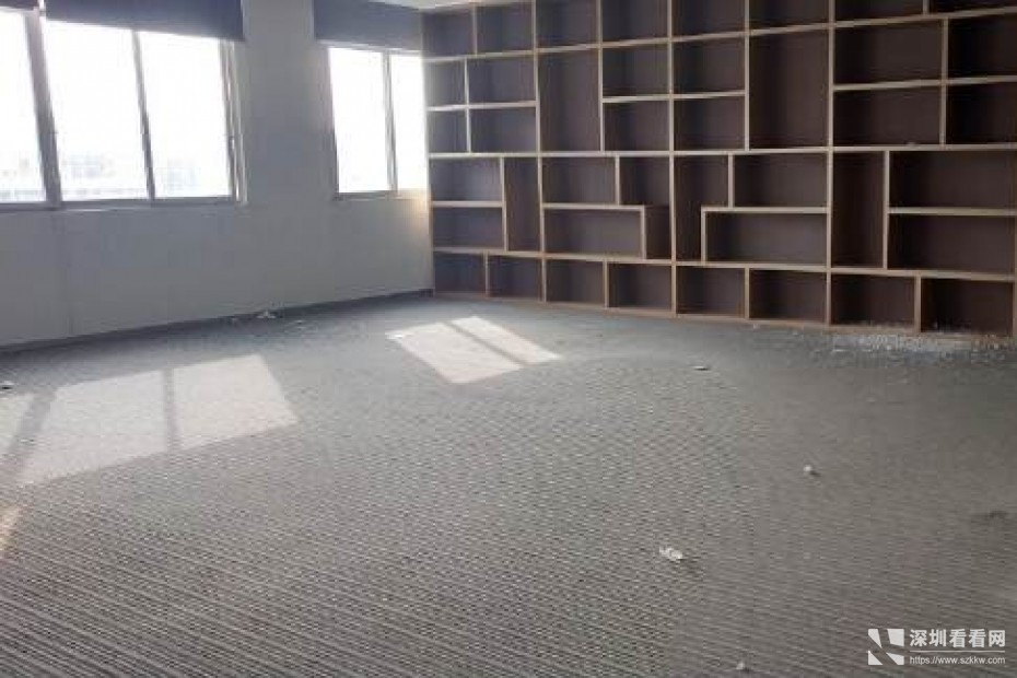 横岗永湖地铁站旁边原房东工业园楼上整层2000平出租