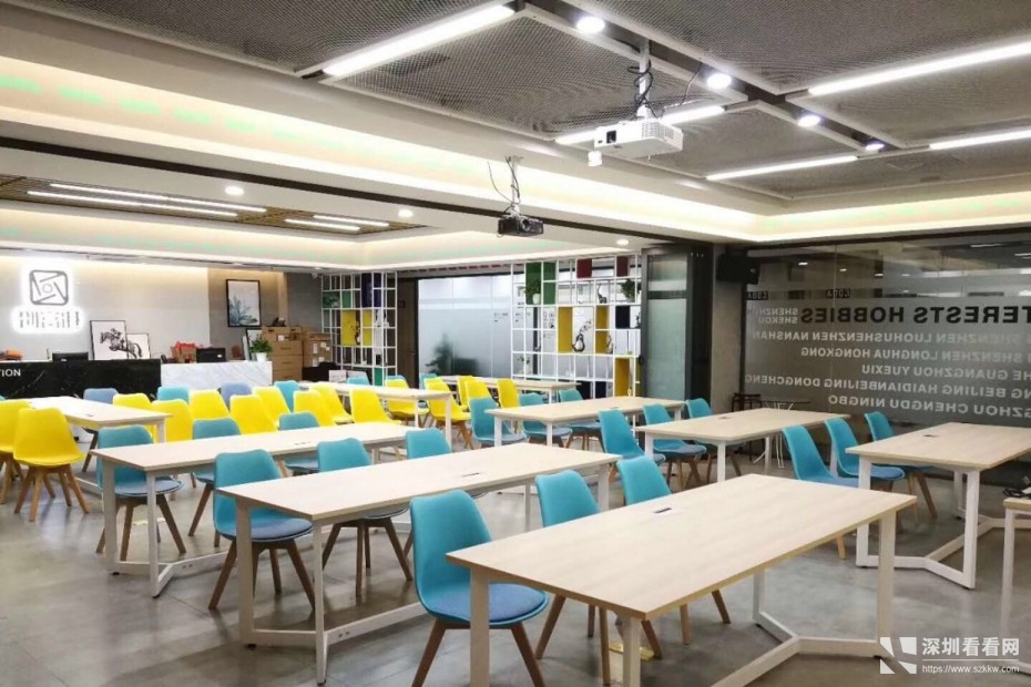 1983创意小镇|大面积办公室出租、可注册新公司申请创业补贴