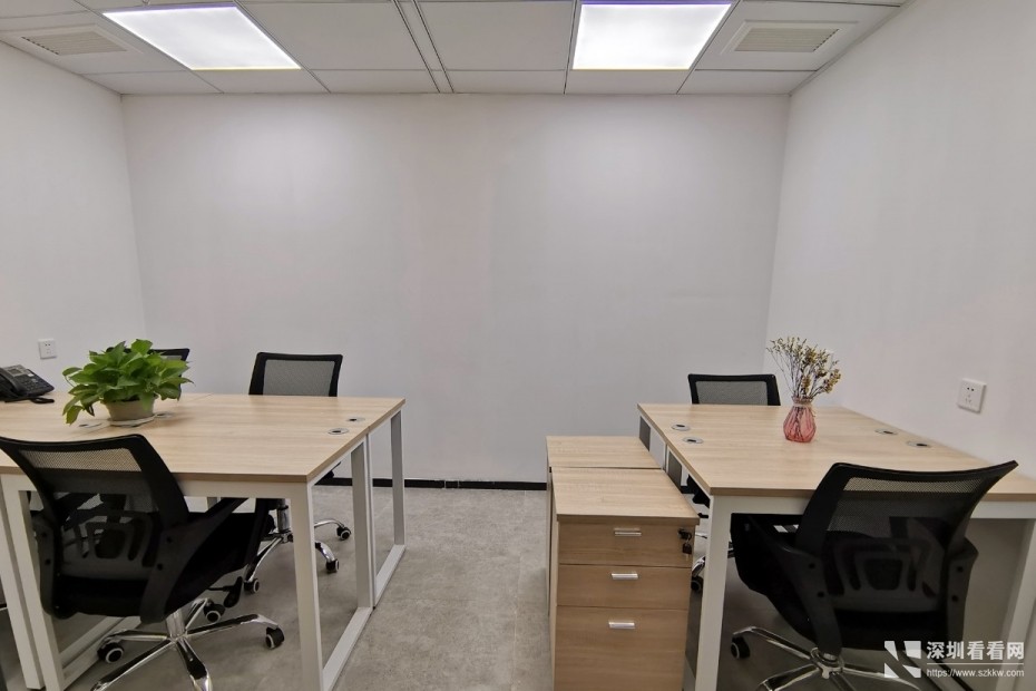 地铁一号线/创客空间/租期灵活/提供正规房屋编码/精装型