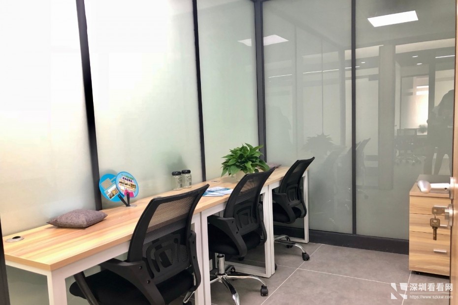 南山前海小型办公室出租,创客空间10一100平,即租即用装修直租