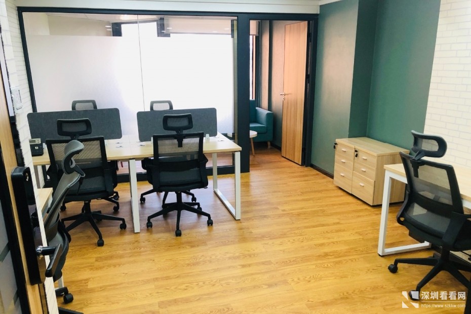 宝安中心城精装办公室出租,有红本租赁凭证,可注册
