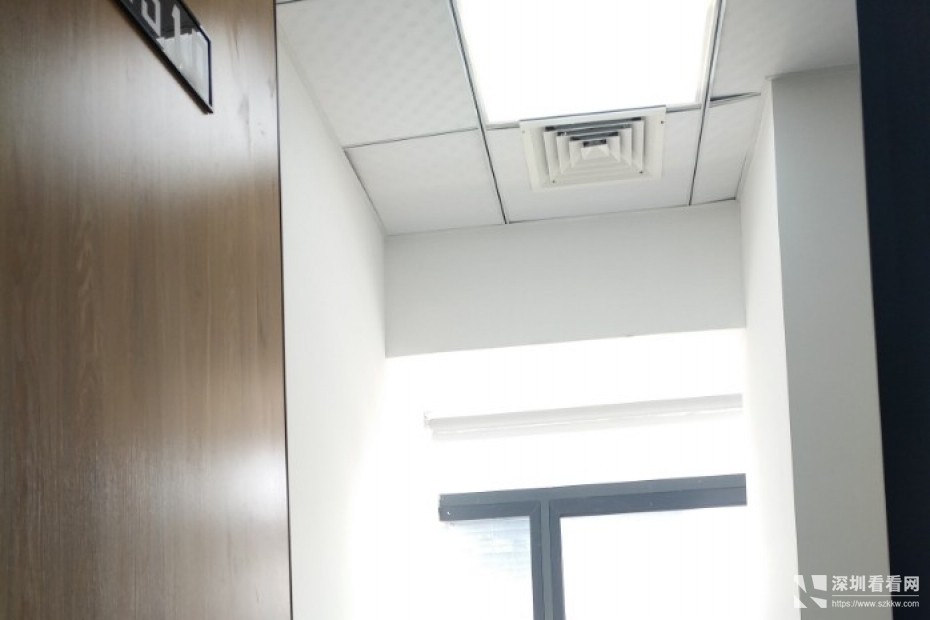 罗湖办公室出租，仅需980元，电子商务，可做仓库，地址变更