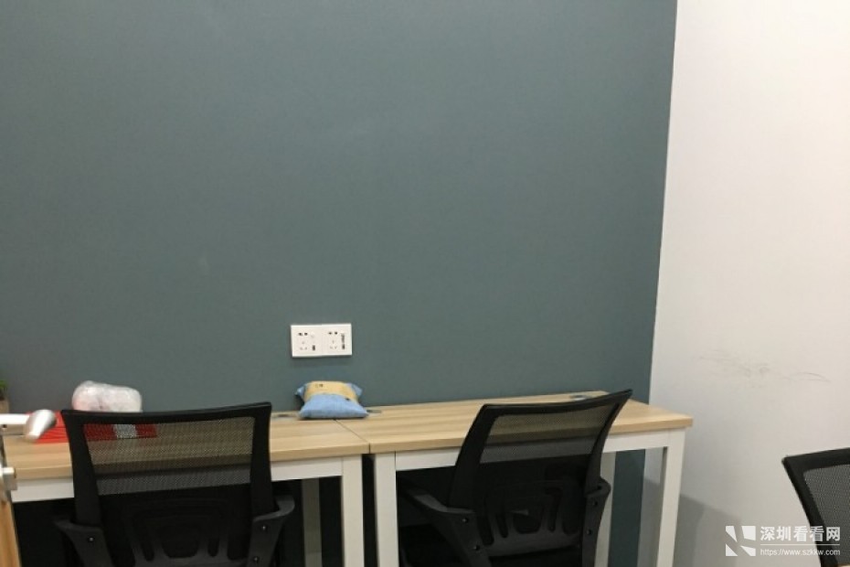 西乡独立卡位680元位起租，10一200平独立单间办公室直租