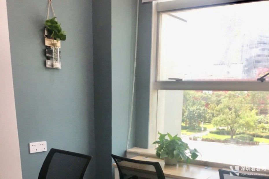 带电脑即可办公全新装修办公室出租西乡流塘写字间近港隆城直租