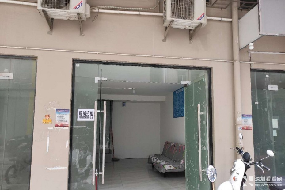 西乡固戍地铁站旁西井路主干道社底全新商铺