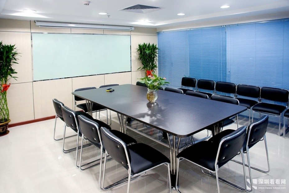 罗湖东门办公室出租低至980元租赁合同开基本户