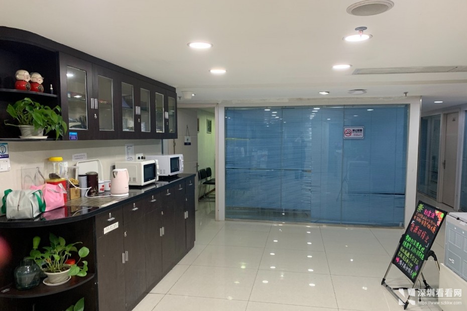 罗湖东门办公室出租低至980元租赁合同开基本户