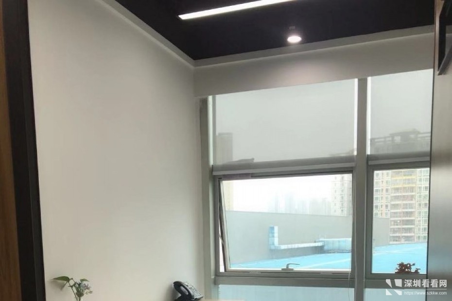 办公室出租深圳共享创客空间真实场地配红本注册地址