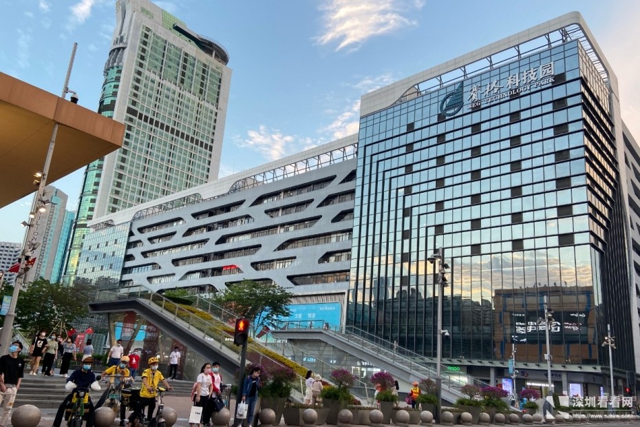华强北赛格小型精装办公室即租即用可注册带电脑即可办公