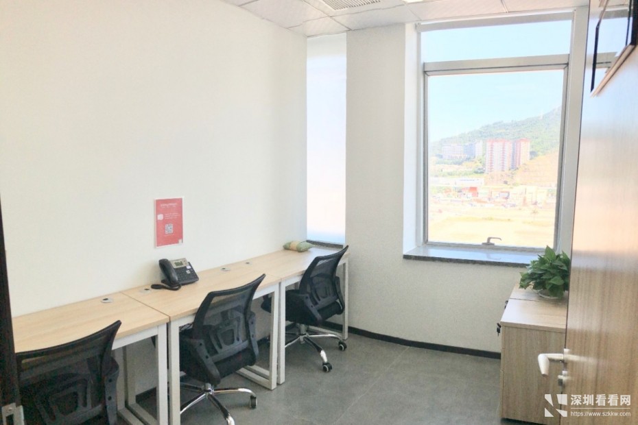 出红本注册海运中心精装修小型办公室出租即租即用