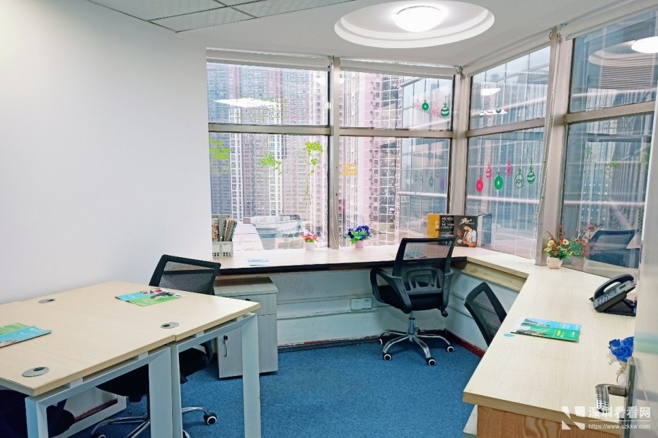 罗湖创客空间金丰城大厦1-12人办公室费用全包