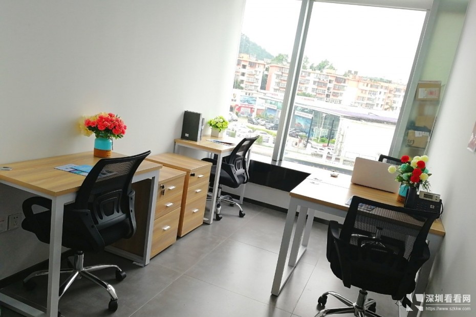 国贸东门双地铁7一8人间仅需2980元拎包即可办公全包