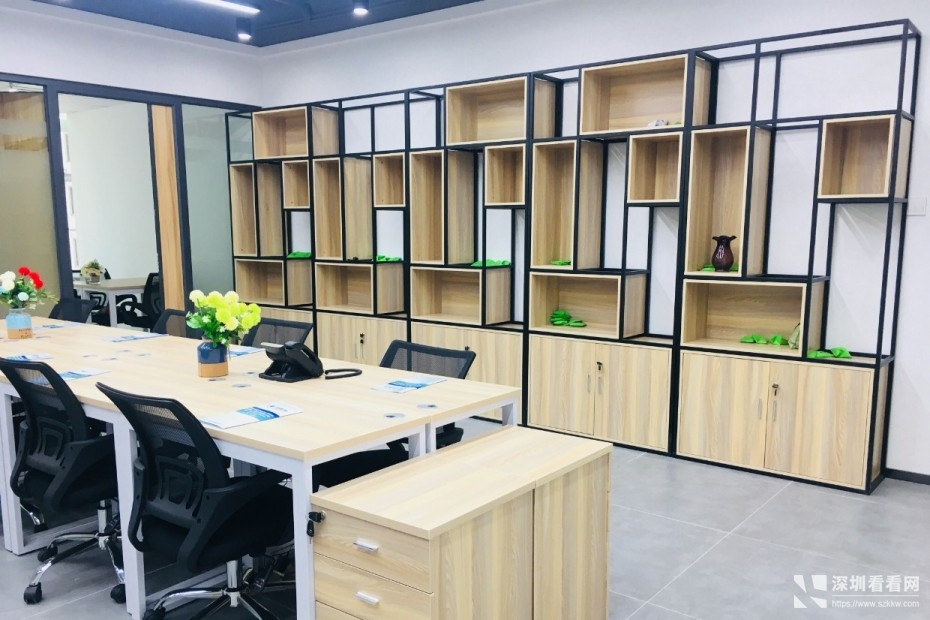 罗湖低成本创业超低价办公室出租还有一条龙注册服务欢迎咨询联系