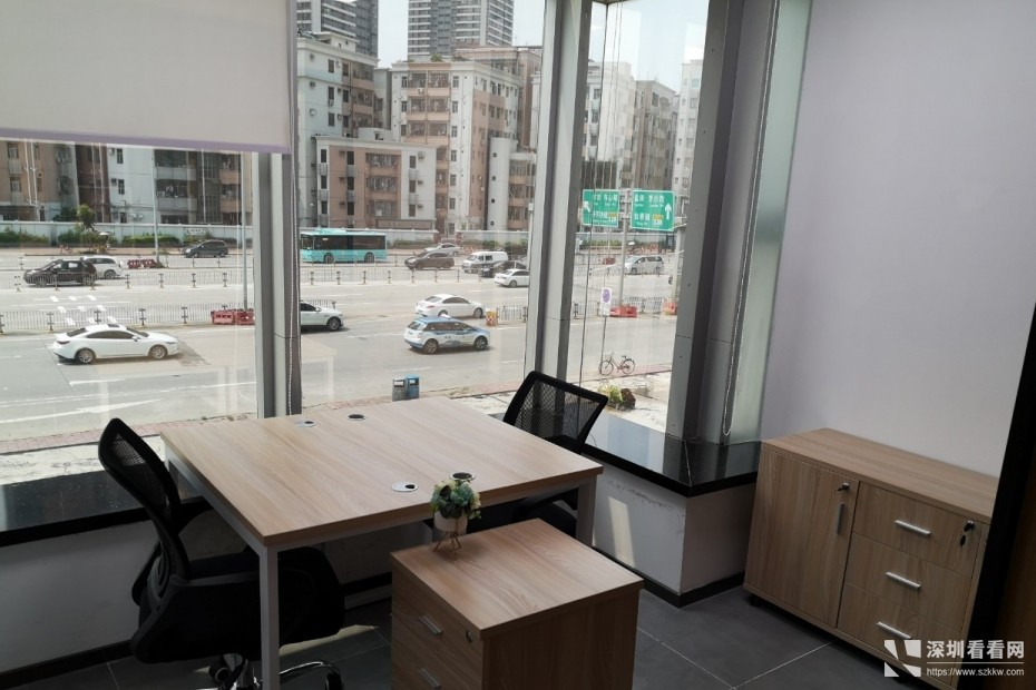 适用于亚马逊科技网络设行业包水电管注册备案红本横岗地铁口