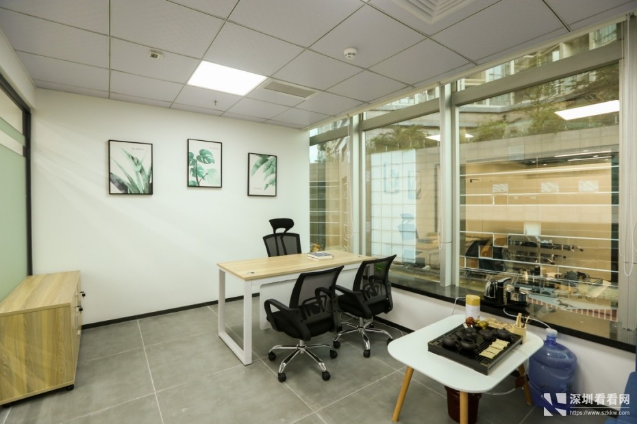 罗湖地铁口创业型办公室出租三人间仅980全