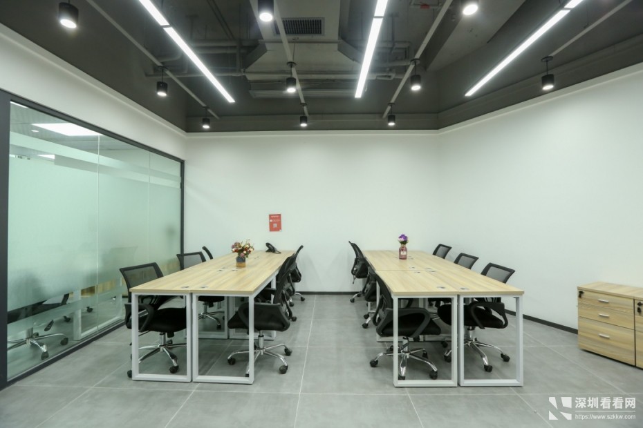 龙岗横岗小型办公室出租注册公司开亚马逊店铺