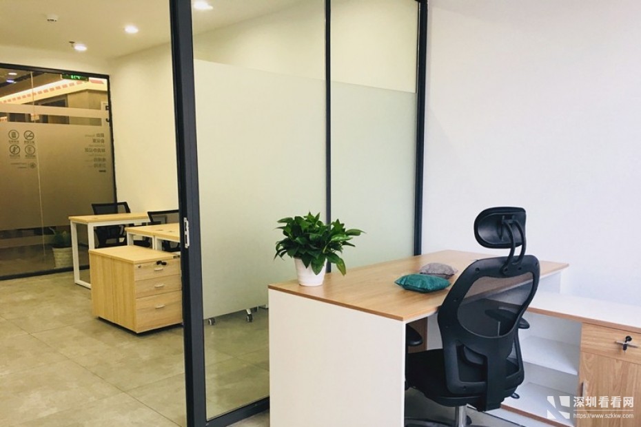 横岗靠窗创业办公室出租电商亚马逊外贸初创业公司