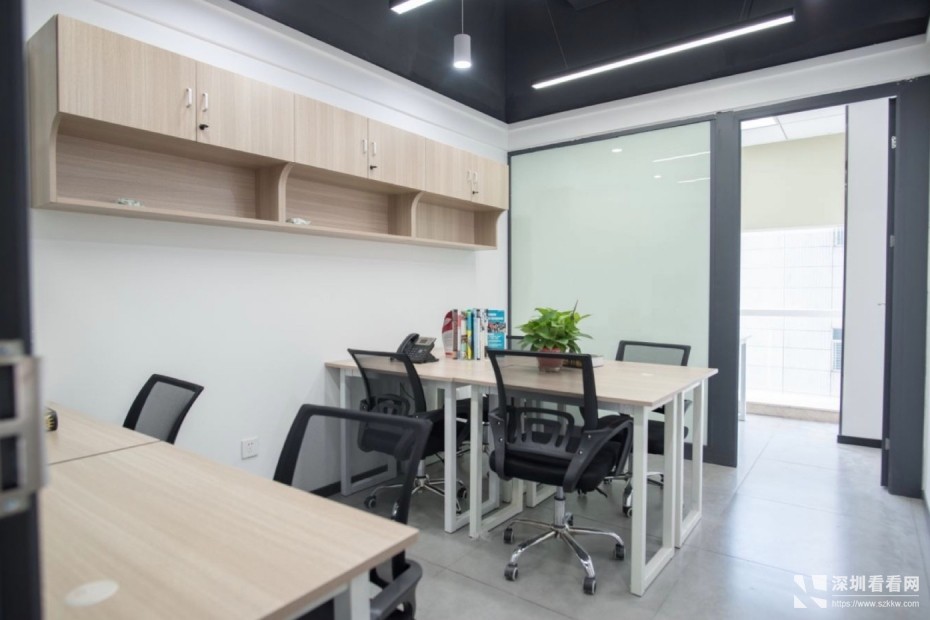 东门老街精装修10一50平办公室即租即用费用全包