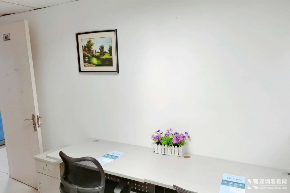 罗湖地铁口办公室带家私包水电网络即租即用