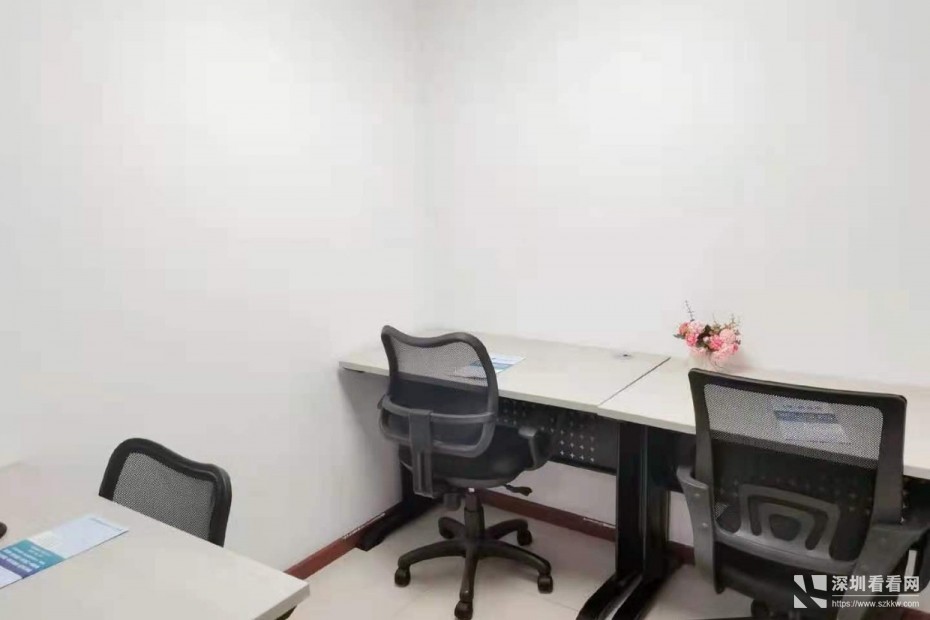 罗湖地铁口办公室带家私包水电网络即租即用