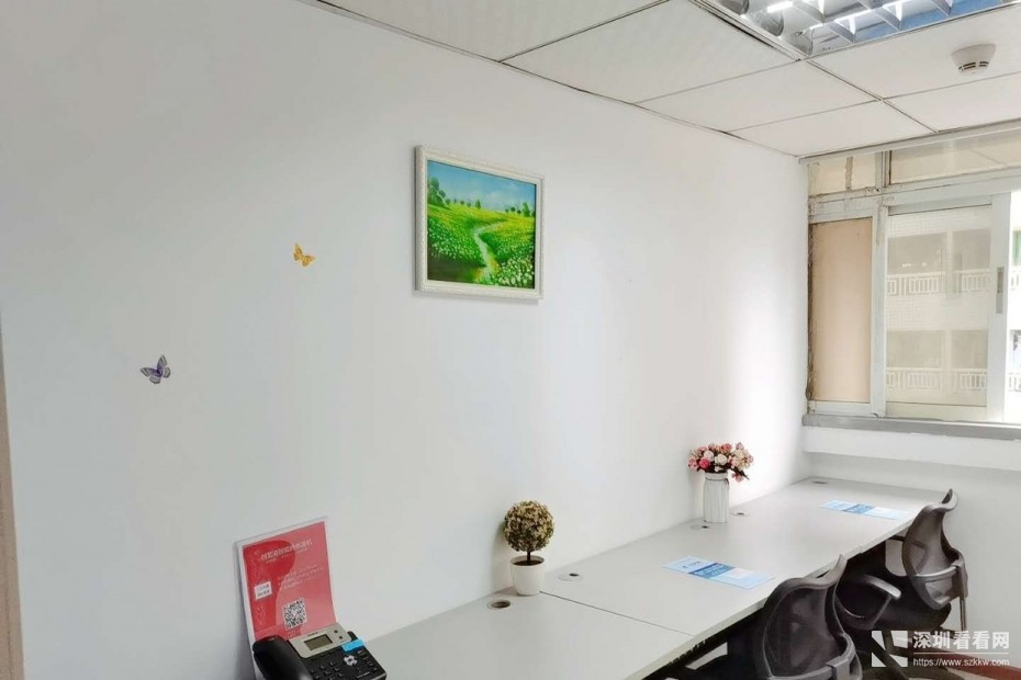 罗湖地铁口办公室带家私包水电网络即租即用