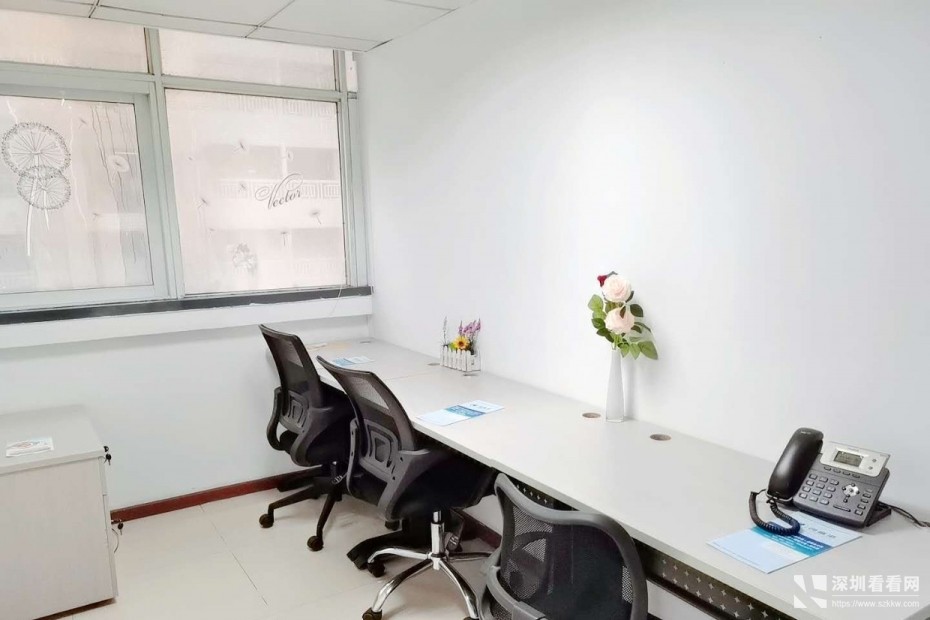 罗湖地铁口办公室带家私包水电网络即租即用