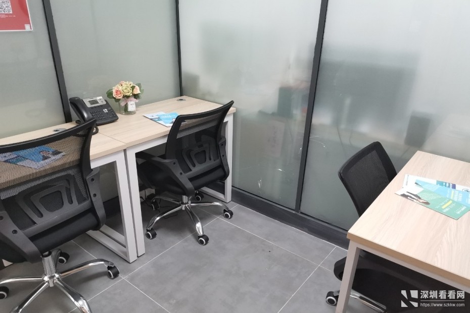 出租龙岗地铁口精装小型办公室出租贸易IT电商类