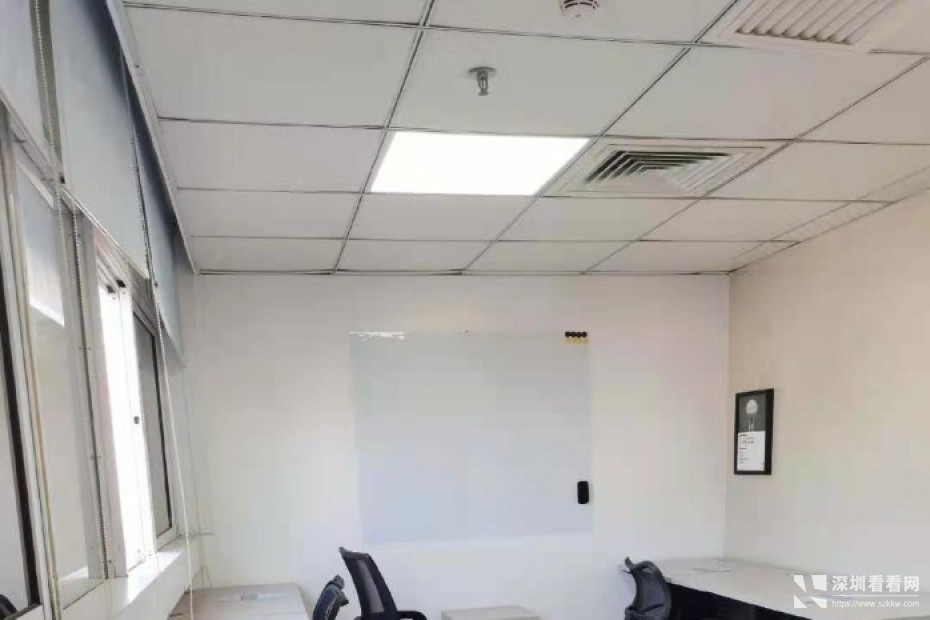 东门办公室出租精装全配置1380元起配送小秘书