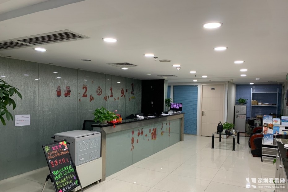 东门办公室出租精装全配置1380元起配送小秘书